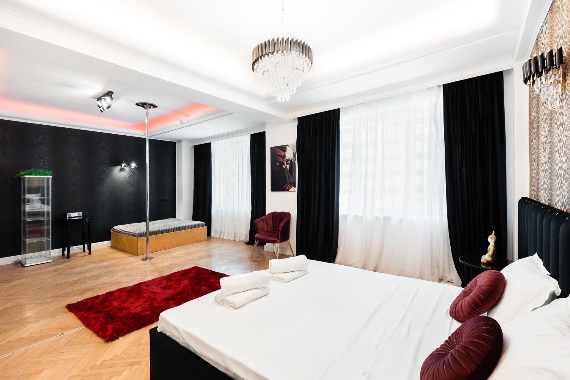 Central In Piata Romana Apartament Bucureşti