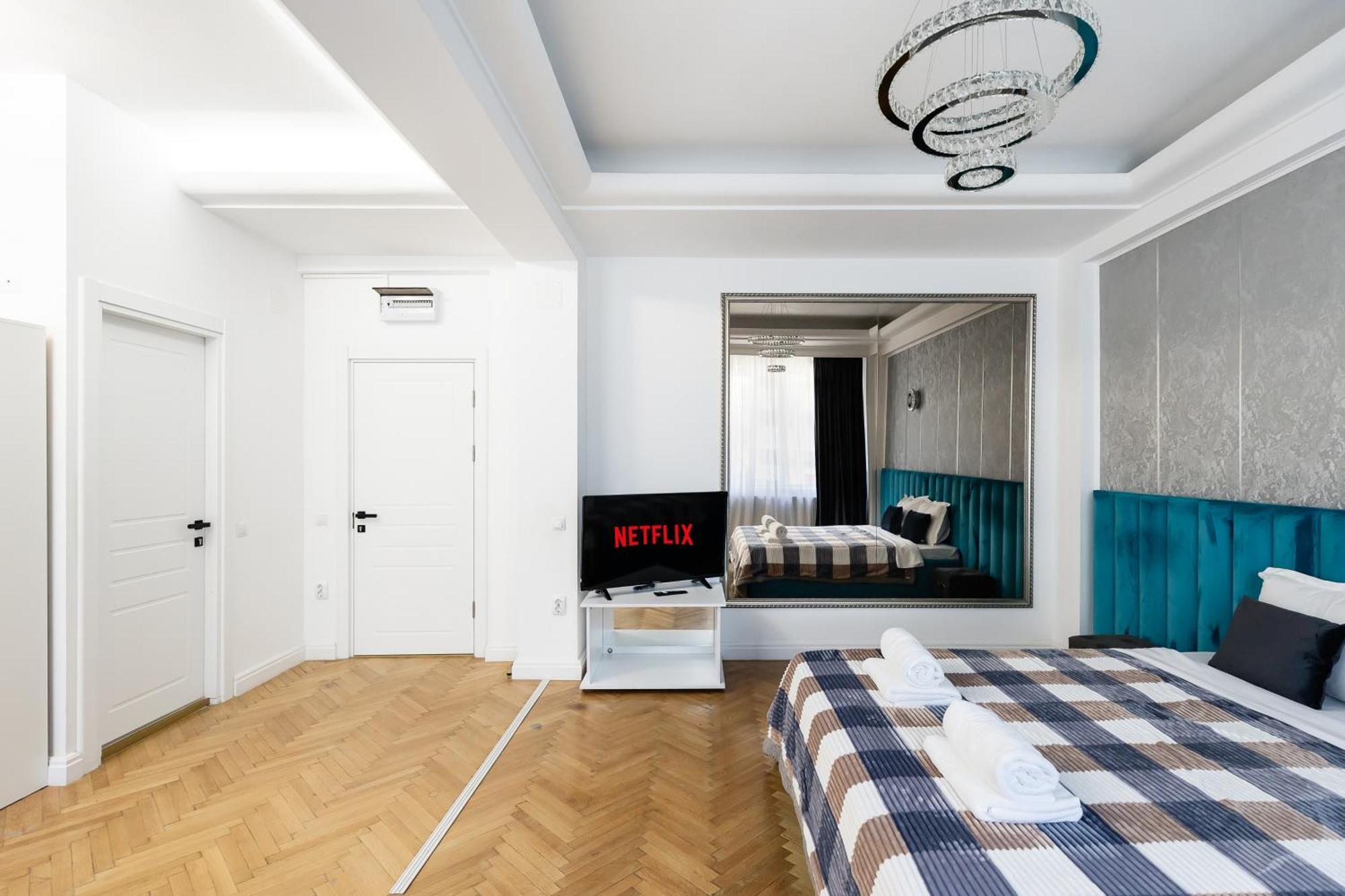 Central In Piata Romana Apartament Bucureşti